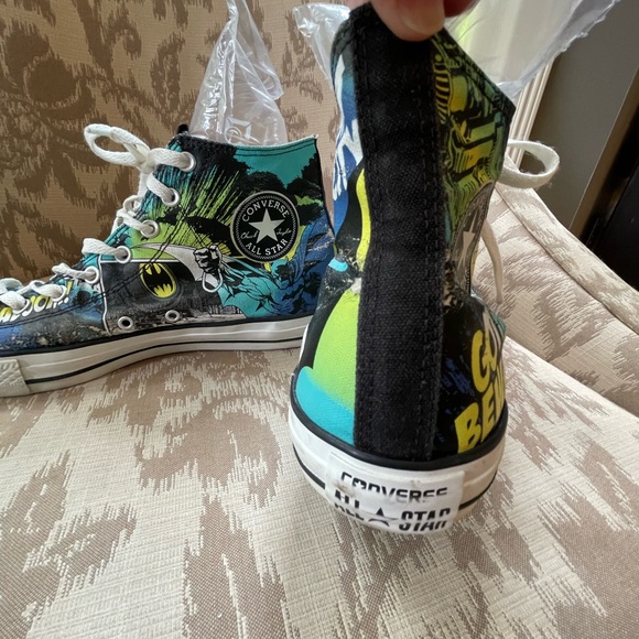 Converse Chuck Taylors Marvel Batman high tops - Picture 11 of 12